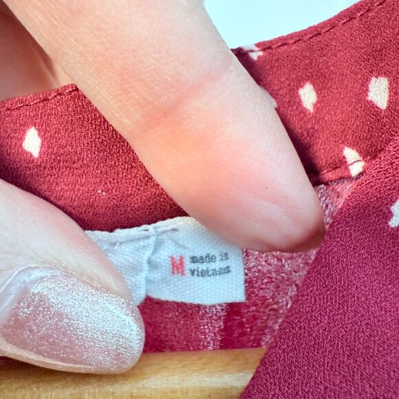 ❤️ Lush Berry-Cream Print Blouse | Size Medium - Fits like a Large - Picture 8 of 11